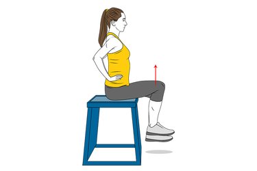 Flexión de cadera en silla alta